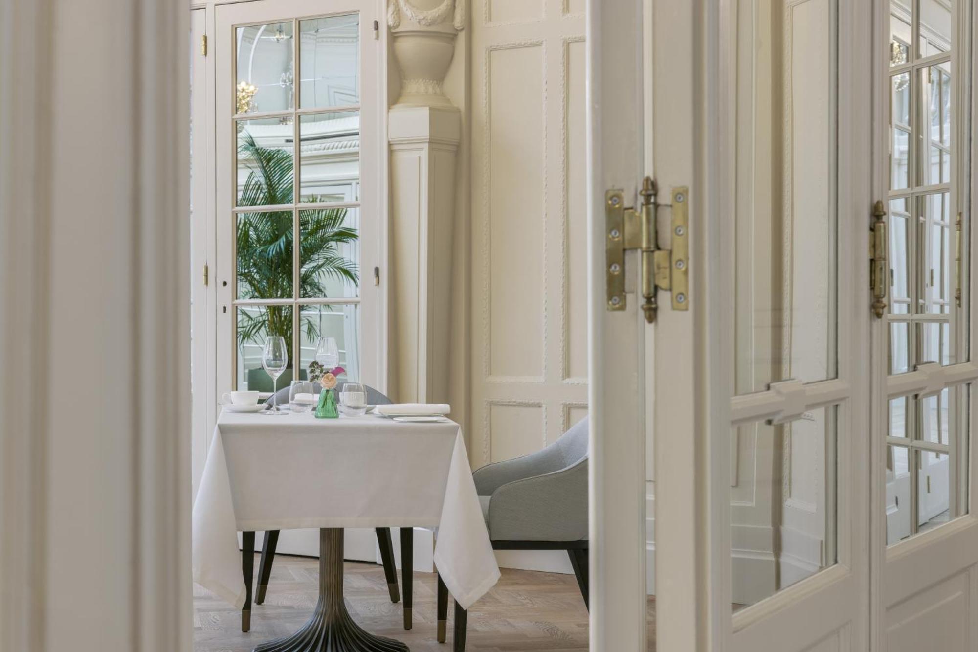 Corinthia Grand Hotel Astoria Brussels Bruxelas Exterior foto
